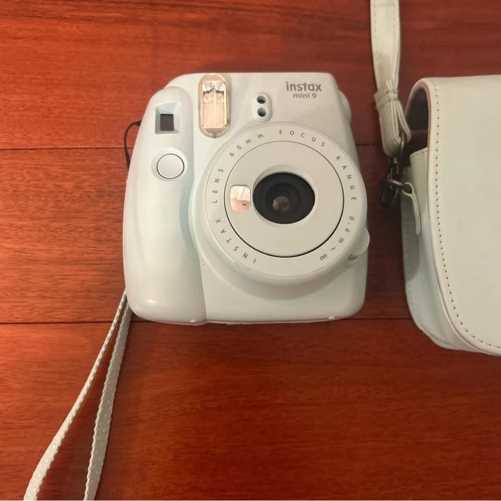 Instant Camera with Case - mint blue